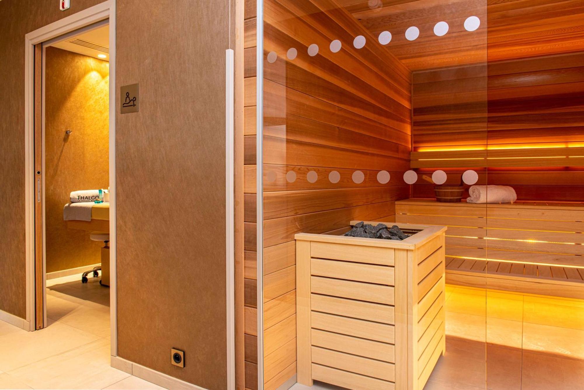Radisson Blu Hotel, Centre 4* Rouen